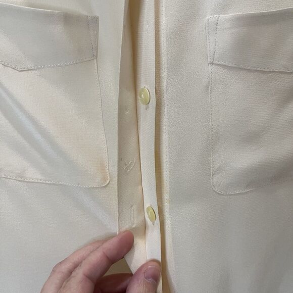 Ann Taylor Silk Roll Tab Sleeves Button Up Shirt Cream Womens Size XS 100% Silk - Picture 5 of 12